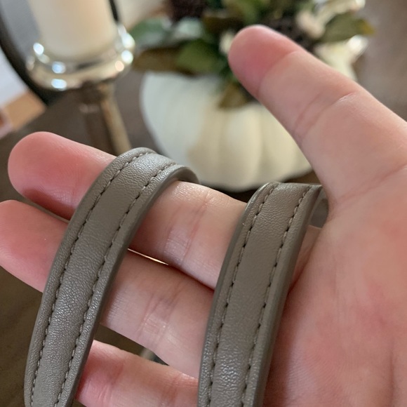 Tory Burch Gemini Link Tote - Picture 3 of 9